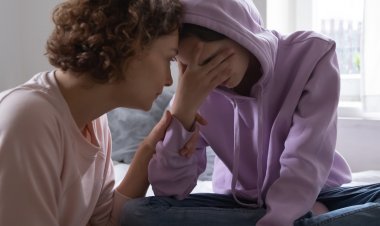 من فتاة صغيرة إلى فتاة شابة جميلة