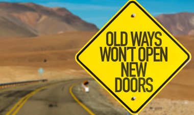 تأملات في الإكتشاف وبناء المعرفة  لتطور الإبداع والابتكار في المجتمع