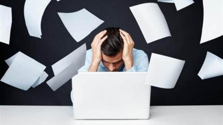 الهوس بالتحكّم: معضلة بيئات العمل